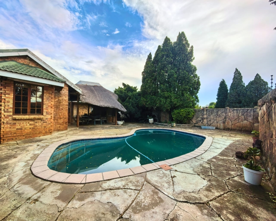 4 Bedroom Property for Sale in Vaalpark Free State